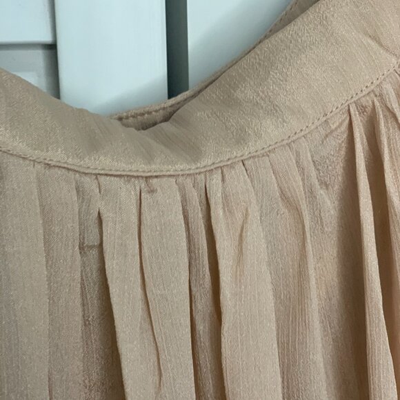 NWT - Beige Lehenga Set With Floral Sequin Cutdana Hand Embroidered Blouse - L - Picture 15 of 16